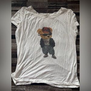 Cyrus Cream T-Shirt with Bear Design
